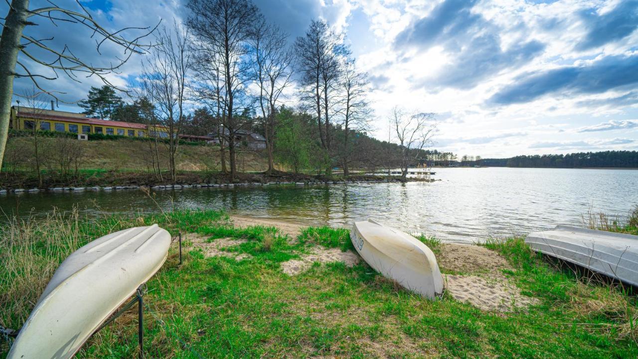 Sloneczny Domek Borsk Nr 2 I 15 - Nad Samym Jeziorem W Pierwszej Linii Extérieur photo