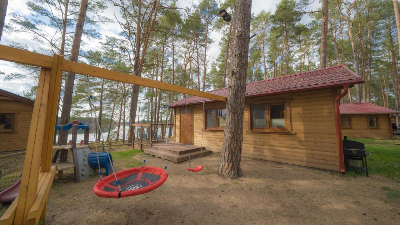 Sloneczny Domek Borsk Nr 2 I 15 - Nad Samym Jeziorem W Pierwszej Linii Extérieur photo