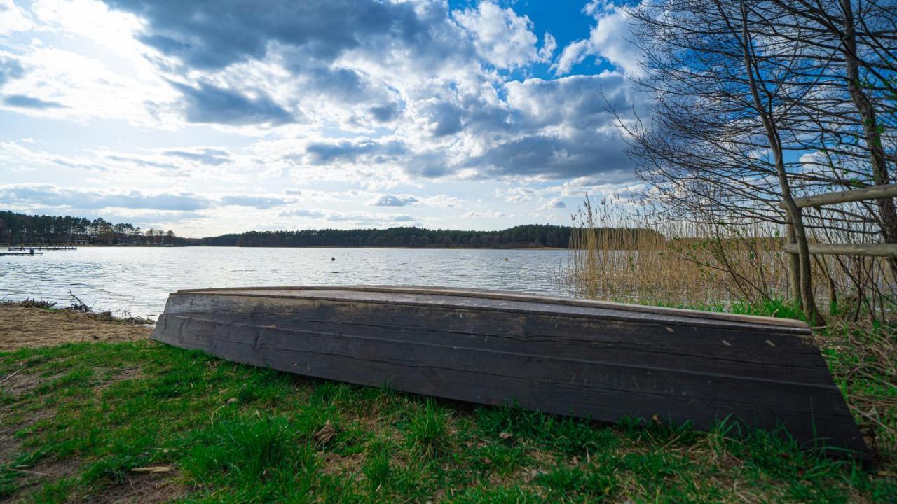 Sloneczny Domek Borsk Nr 2 I 15 - Nad Samym Jeziorem W Pierwszej Linii Extérieur photo