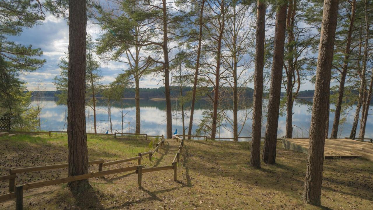 Sloneczny Domek Borsk Nr 2 I 15 - Nad Samym Jeziorem W Pierwszej Linii Extérieur photo