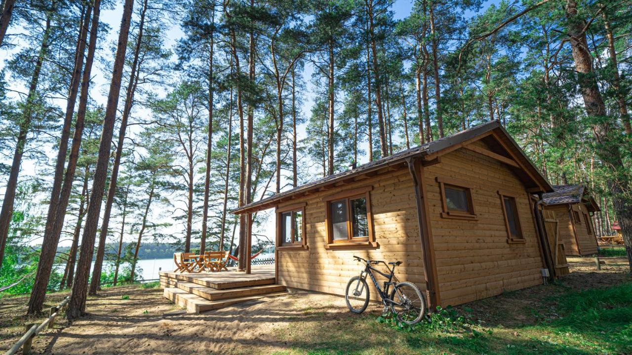 Sloneczny Domek Borsk Nr 2 I 15 - Nad Samym Jeziorem W Pierwszej Linii Extérieur photo