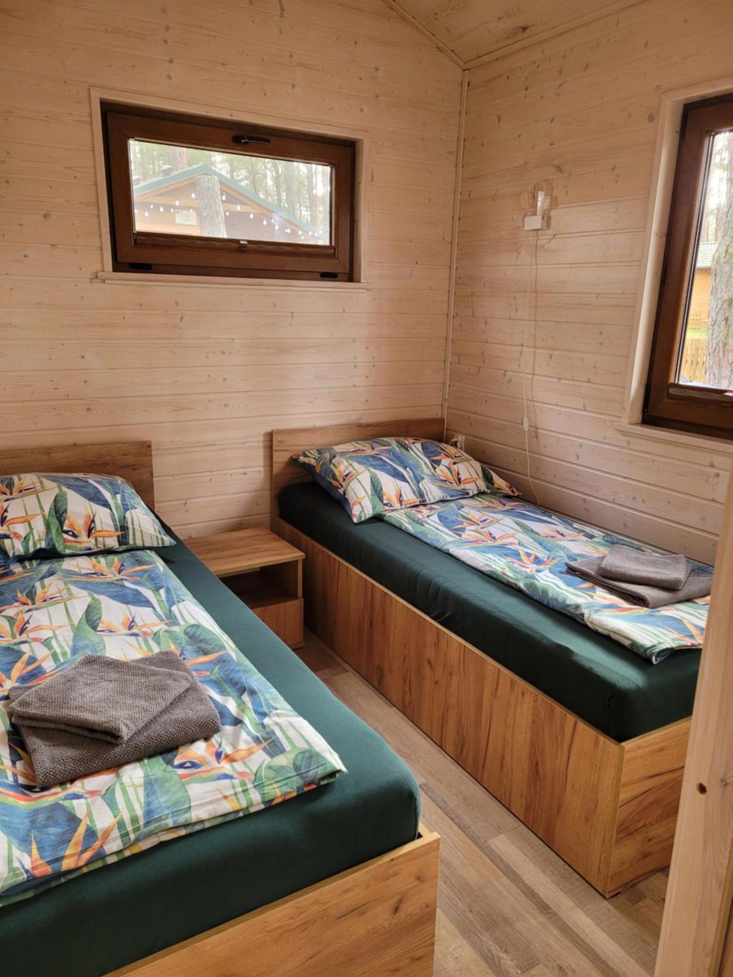 Sloneczny Domek Borsk Nr 2 I 15 - Nad Samym Jeziorem W Pierwszej Linii Chambre photo